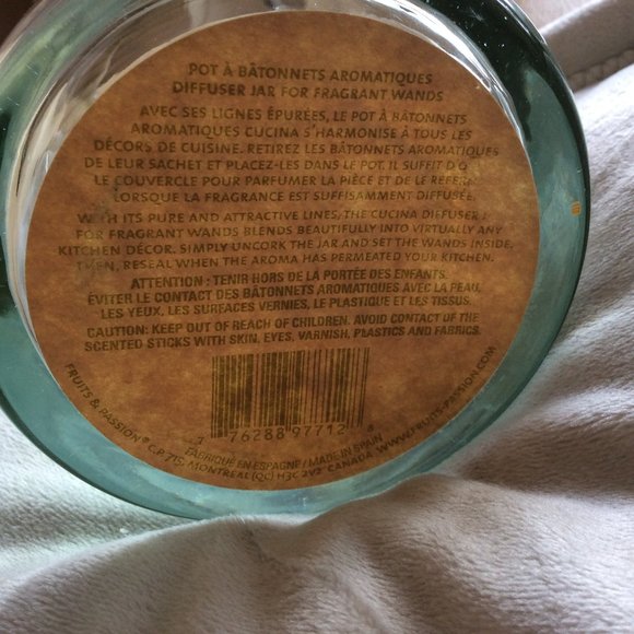 Cucina Diffuser Jar for Fragrant Wands with Cork Lid - Picture 9 of 9